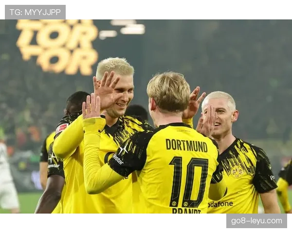 德甲豪门再添强援，新赛季布局引人瞩目