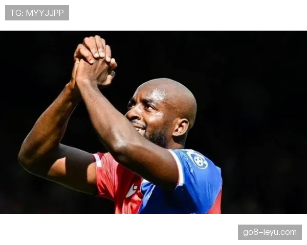 赖斯关键防守选择引热议,助球队在重要比赛中强势突围 赖斯关键防守选择引热议,助球队在重要比赛中强势突围